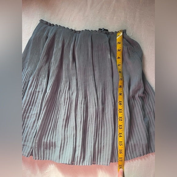 H&M teal skirt​ - Picture 5 of 6